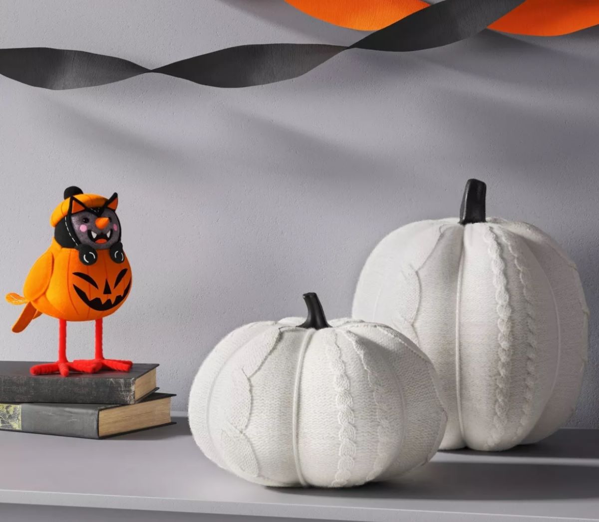 Knit Cable Pumpkin White Halloween Decorative Figurine