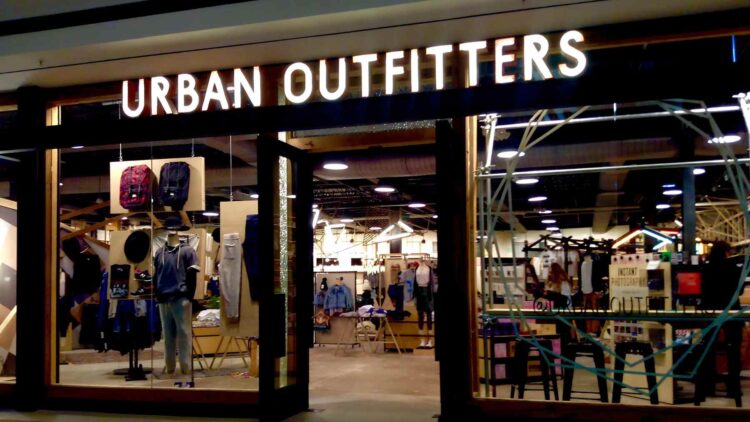 urban outfitters levis