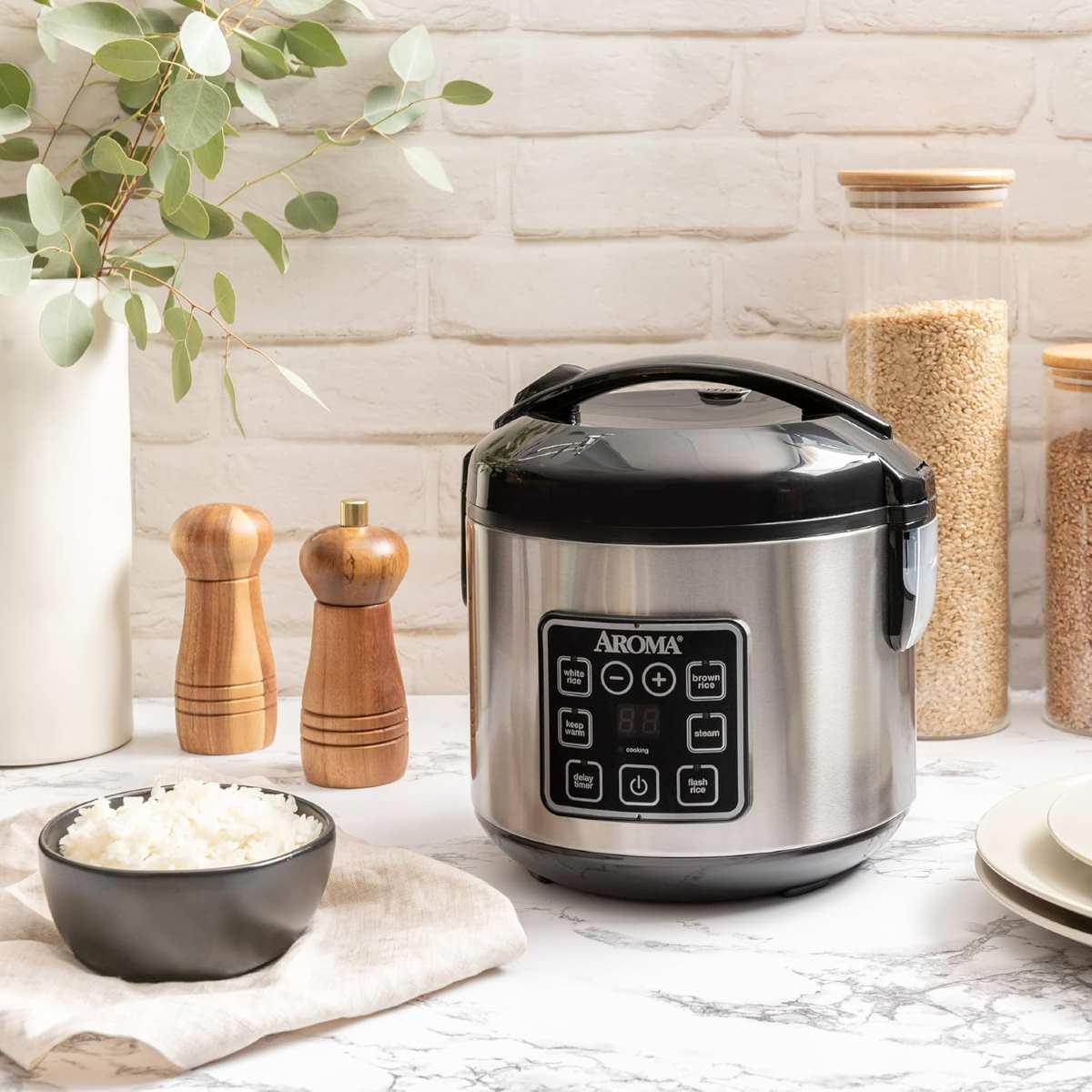 Aroma Digital Rice Cooker