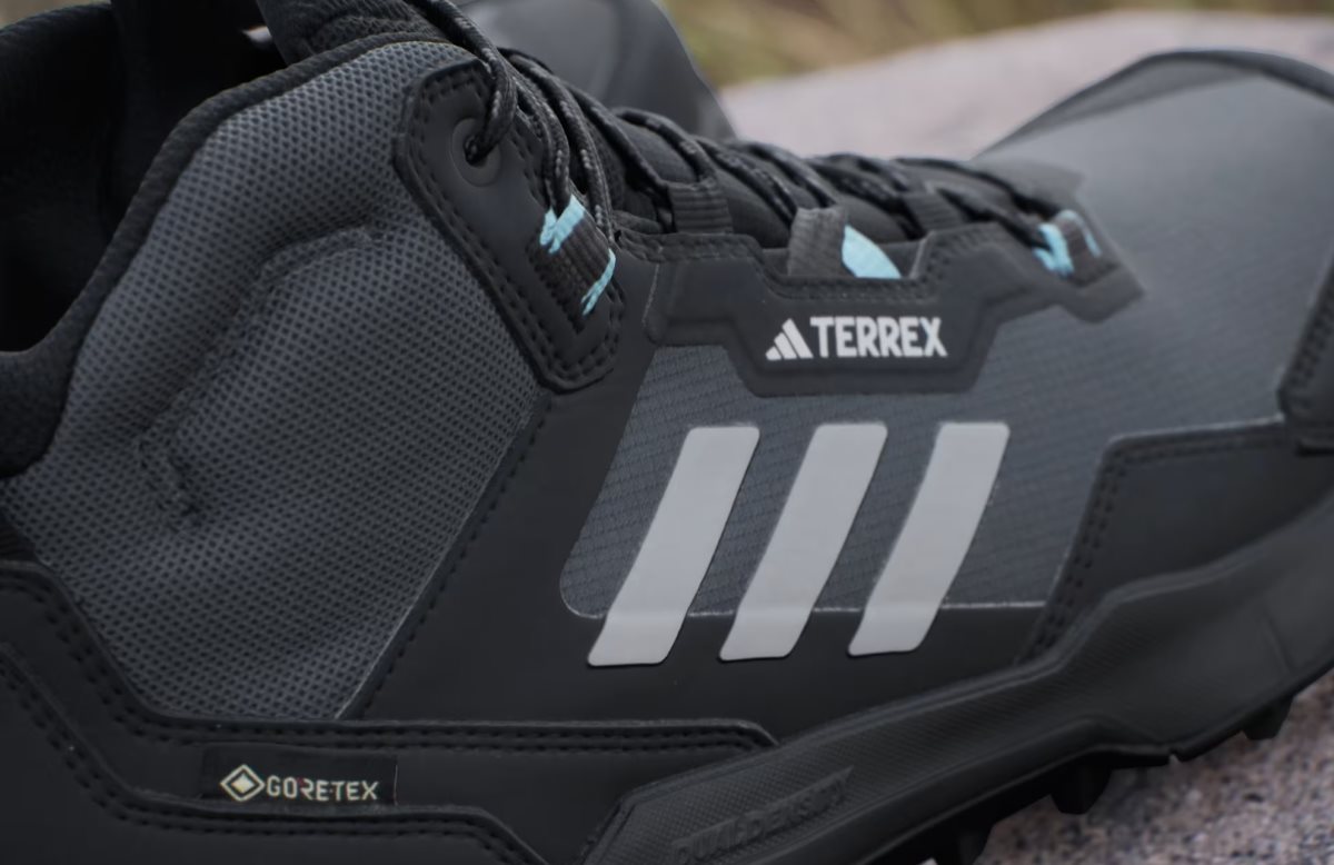 Adidas Terrex AX4 Mid Gore-Tex (Close-Up View)