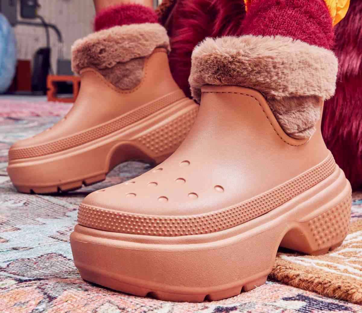 Crocs Stomp Shorty Boot