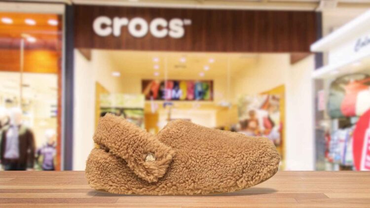 Crocs Slippers, Suitable for Cold Weather