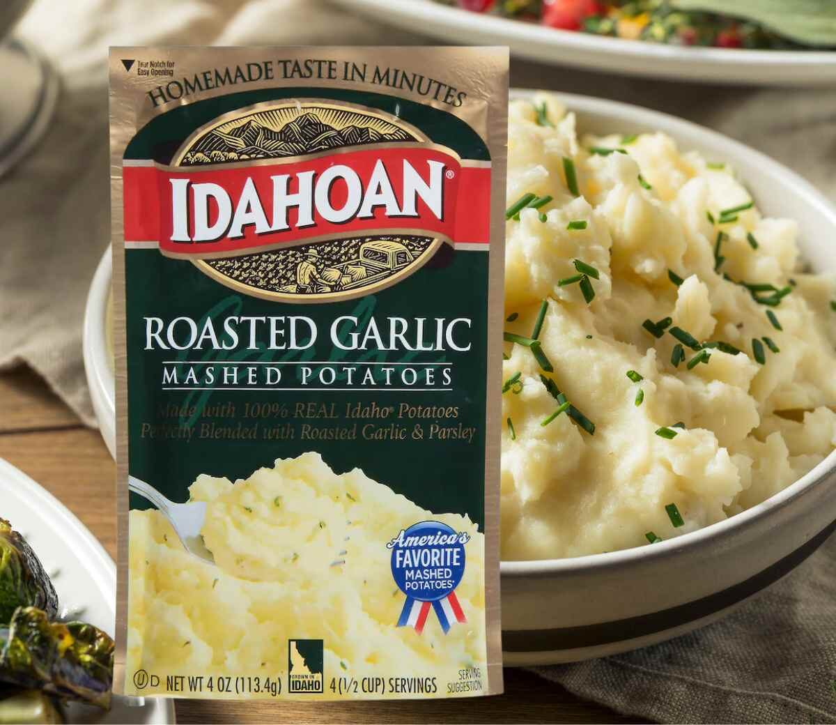 Idahoan Roasted Garlic Mashed Potatoes, 4-oz. Pouch