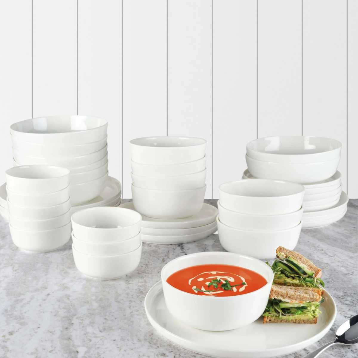 Mikasa Samantha 40-piece Bone China Dinnerware Set