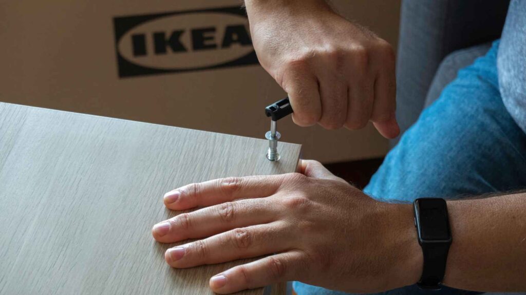 IKEA comoda mesita de noche MALM