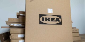 Ikea KLEPPSTAD armario