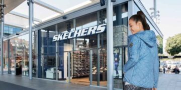 Skechers GOwalk Wear Everyday Puffer Jacket
