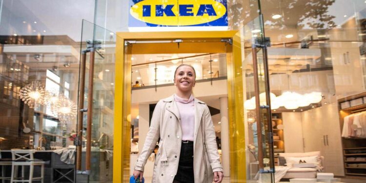 Tienda IKEA de muebles y decoración