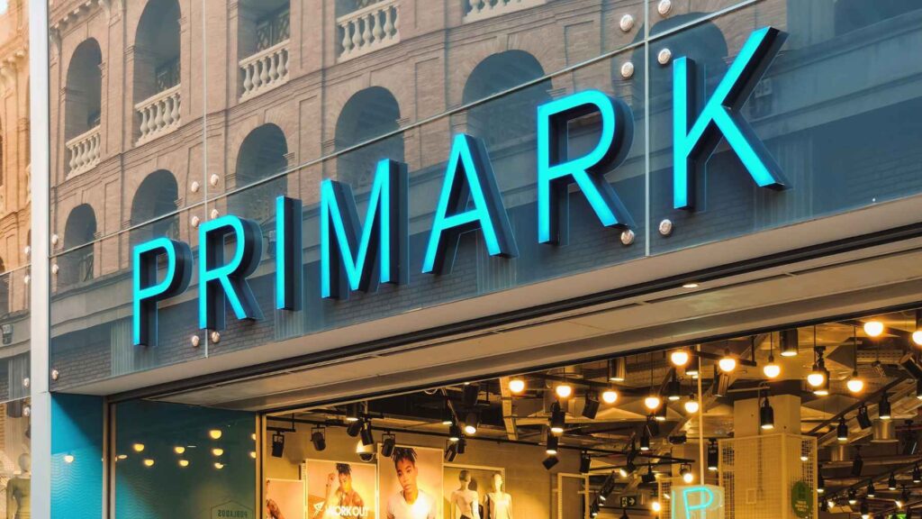 Primark vaqueros raya diplomatica strass