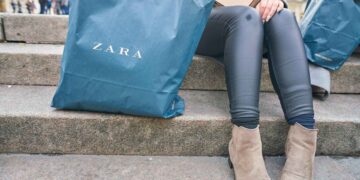 Zara bolso hombro brillo