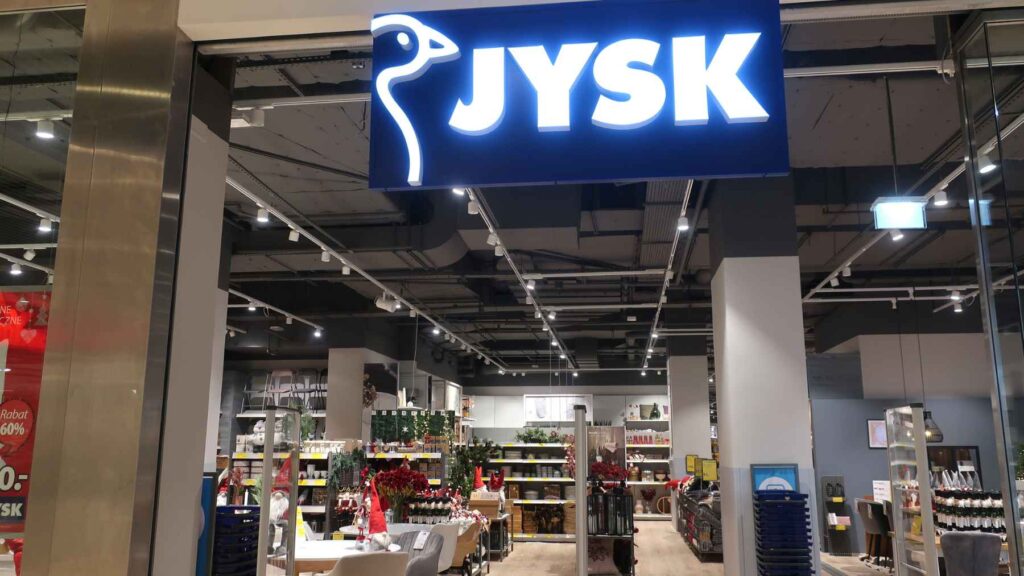 JYSK Aparador HEMDRUP 2 puertas nogal