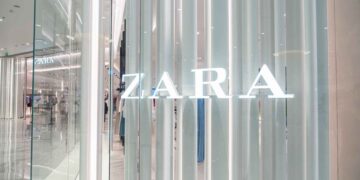 Zara mochila explorer