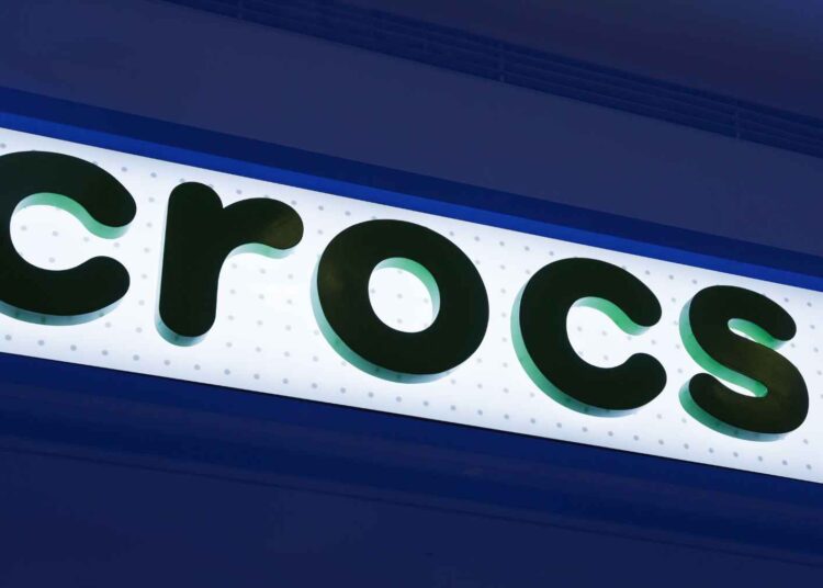 Zuecos de Crocs calentitos invierno