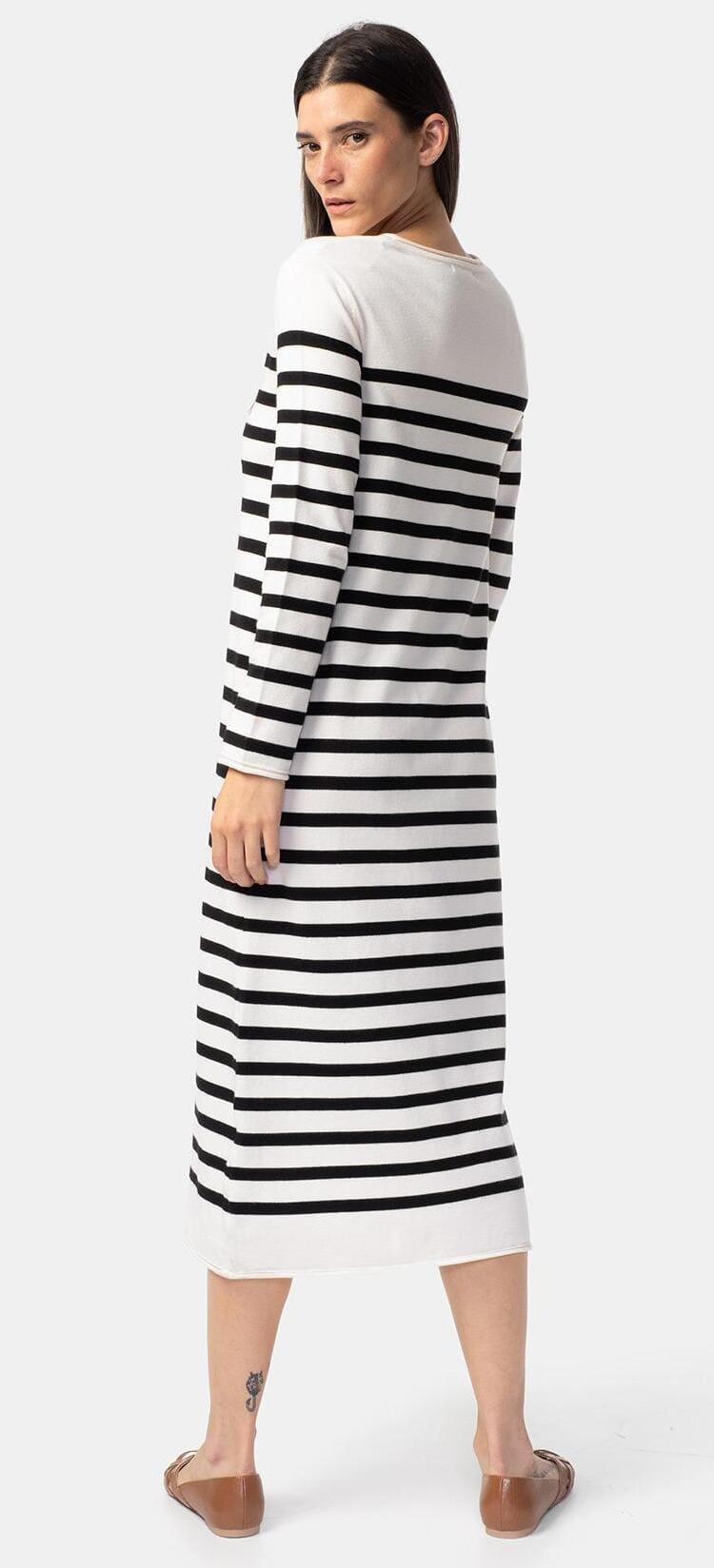 El vestido largo de tricot de mujer TEX a rayas de Carrefour