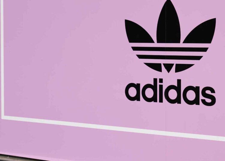 Adidas camisetas mujer