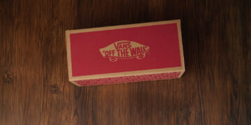 La zapatilla con plataforma de VANS por 55 euros que arrasa: así es su sneaker más alta y cómoda