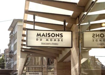 Maisons Du Monde Cajonera escandinava