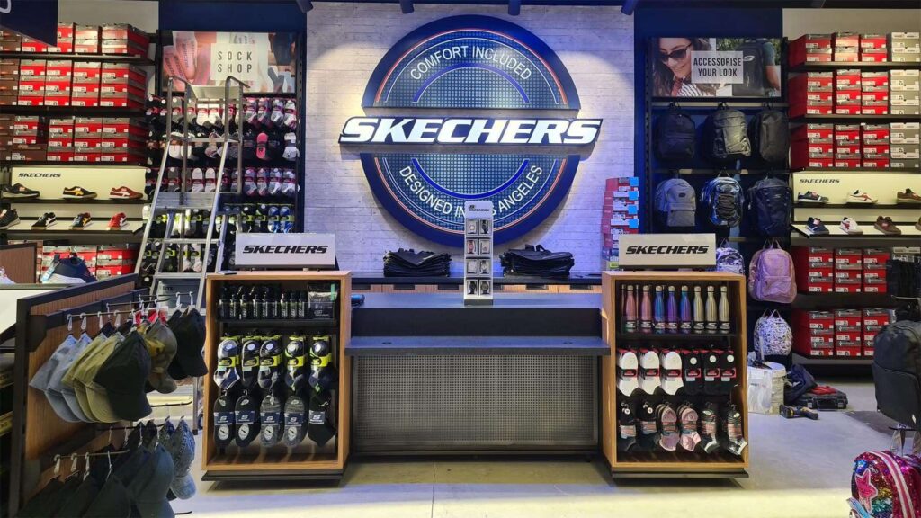 Tienda de calzado y moda casual Skechers