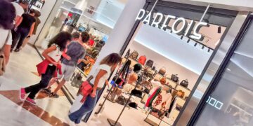 Tienda de moda de Parfois - Monetia