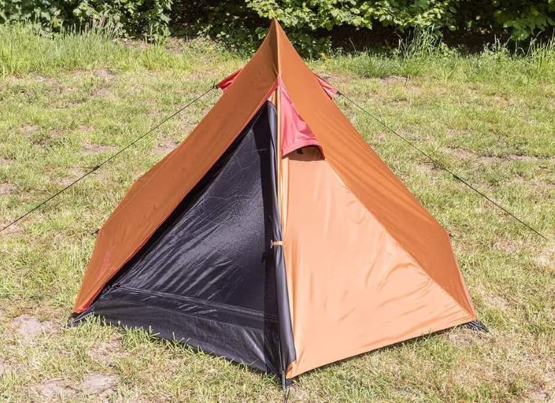 Hemus Sleeper Ultraligera tienda para acampar de Decathlon