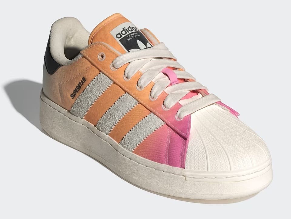 Las zapatillas multicolor Superstar XLG Shoes de Adidas