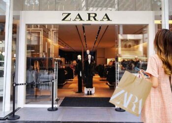 Zara falda tiro alto