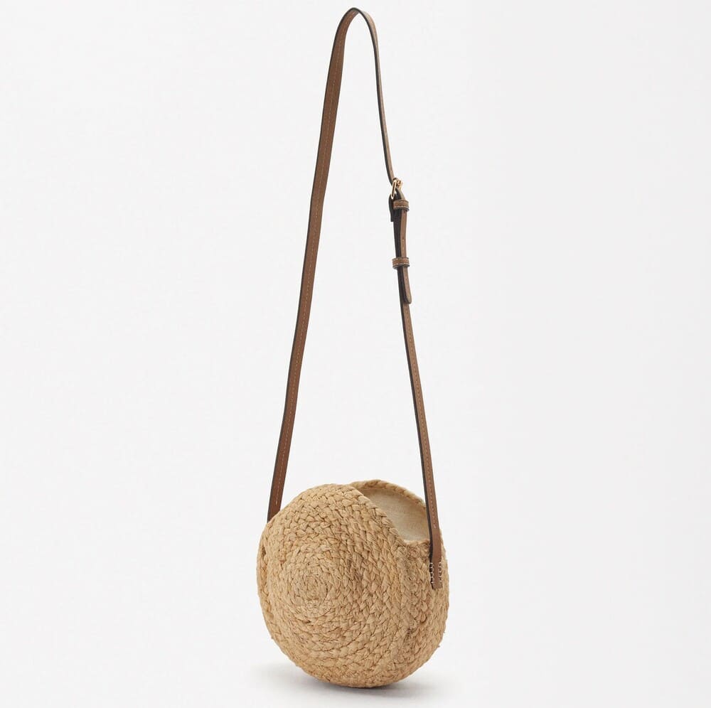 Bolso Bandolera Parfois Efecto Rafia Con Conchas