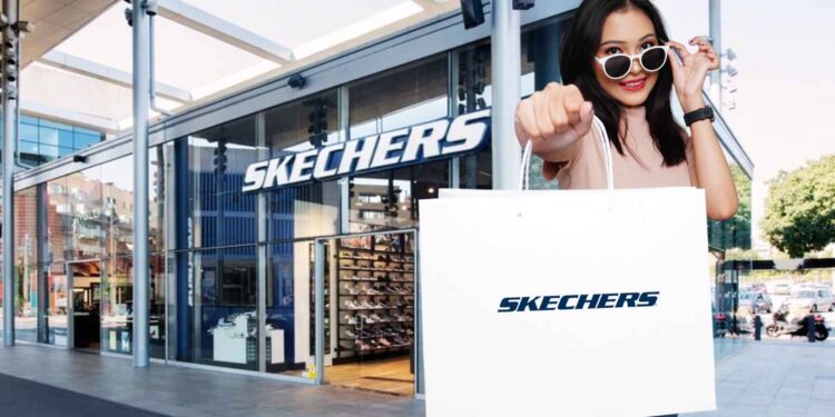 Skechers Premium Leather Slip-ins Snoop One