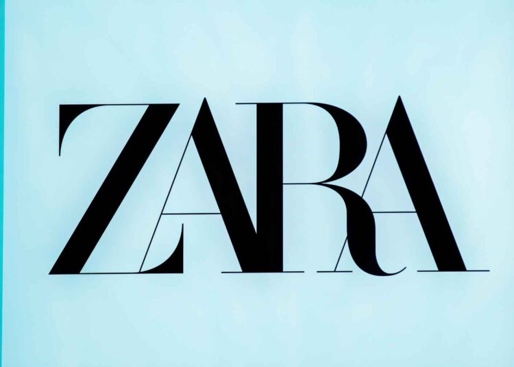 Zara vestido camisero animal print