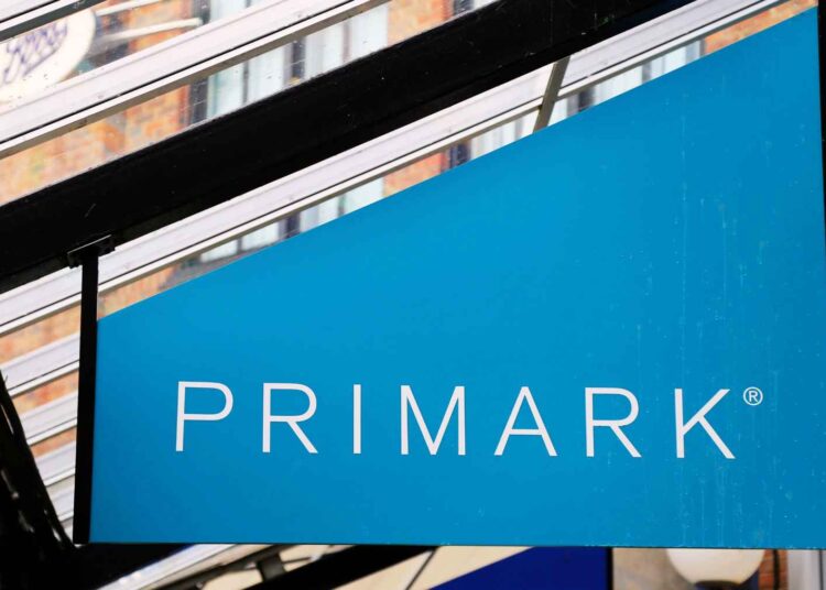 Primark top con péplum a rayas