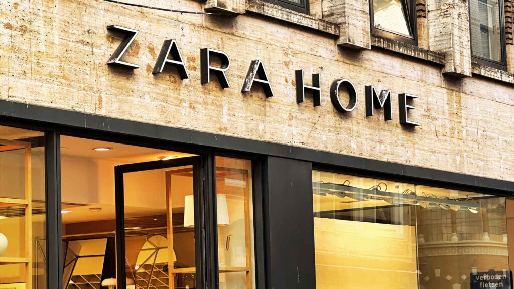 Zara Home mesita de noche madera