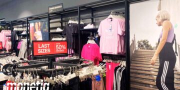 3 pantalones de Adidas de estilo ‘street style’ que aprueban las expertas en moda