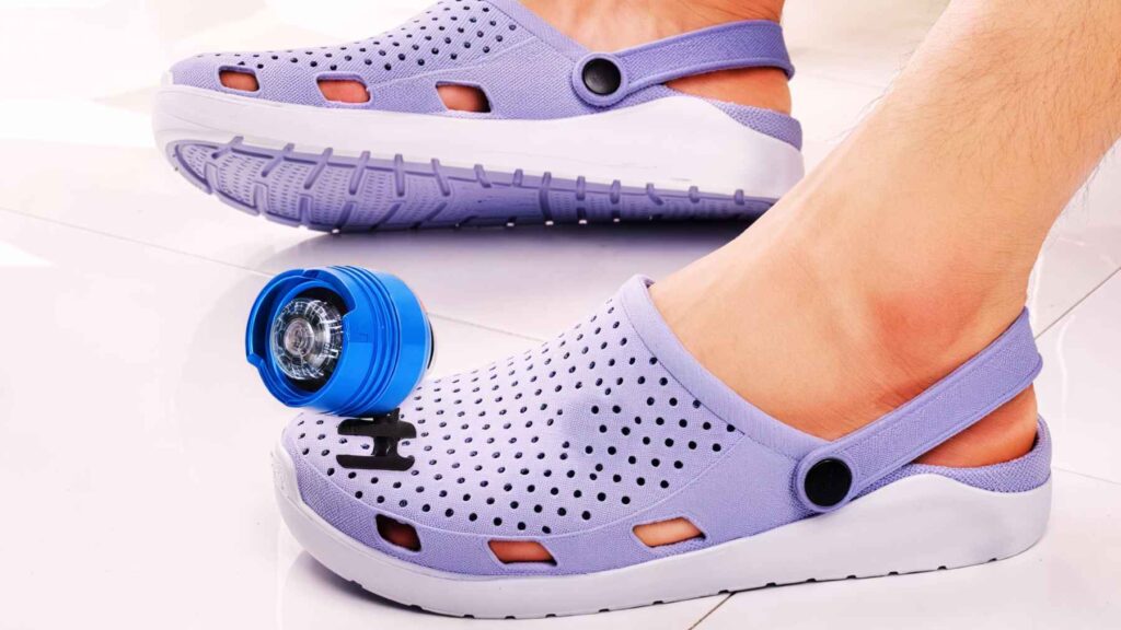 Crocs faros complementos