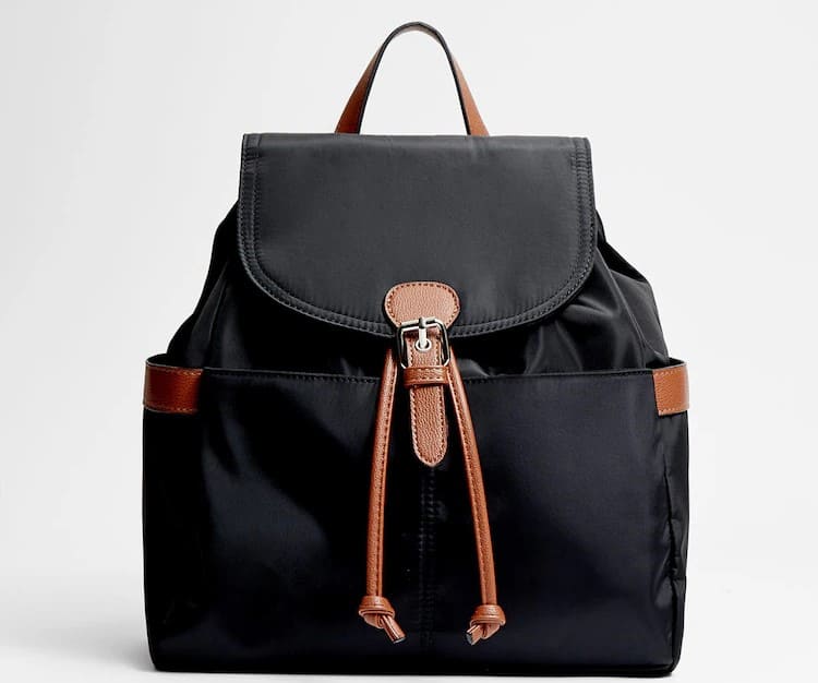 Bolso mochila stradivarius online