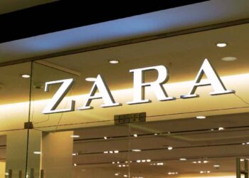 Zara bolso caja rosa