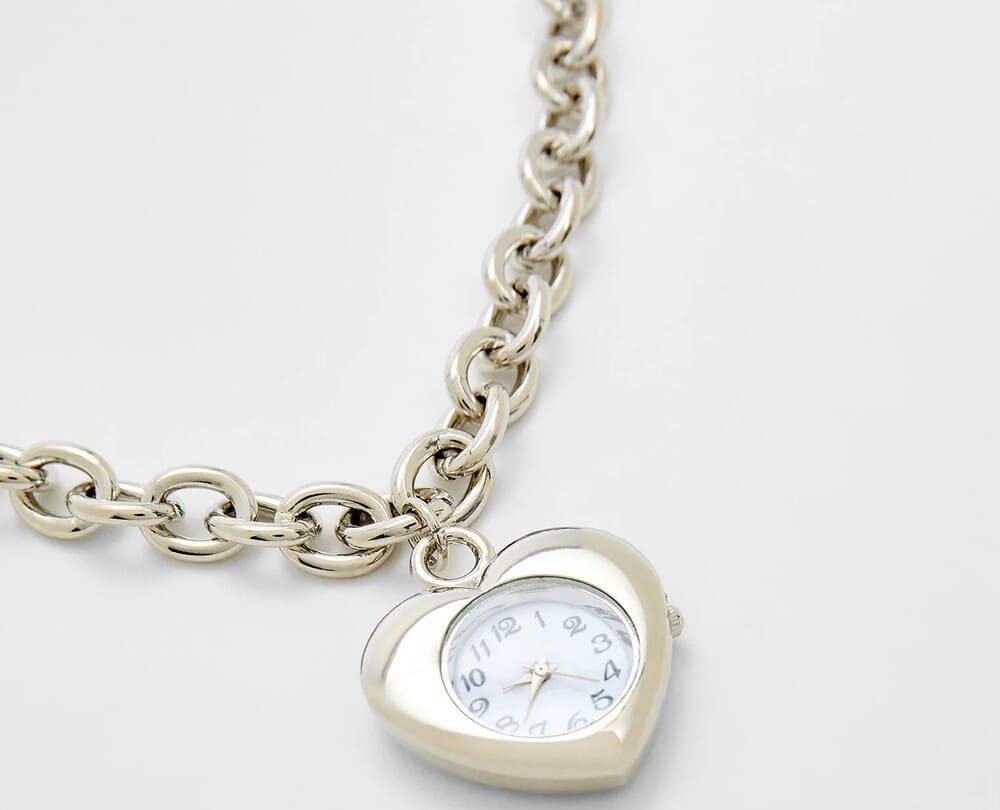 Collar Stradivarius Reloj Corazon