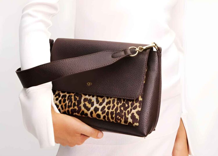 Parfois prendas bolsos animal print