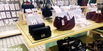 Stradivarius bisutería