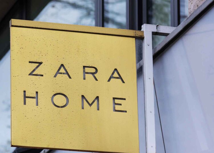 Zara Home lámpara de mesa retro