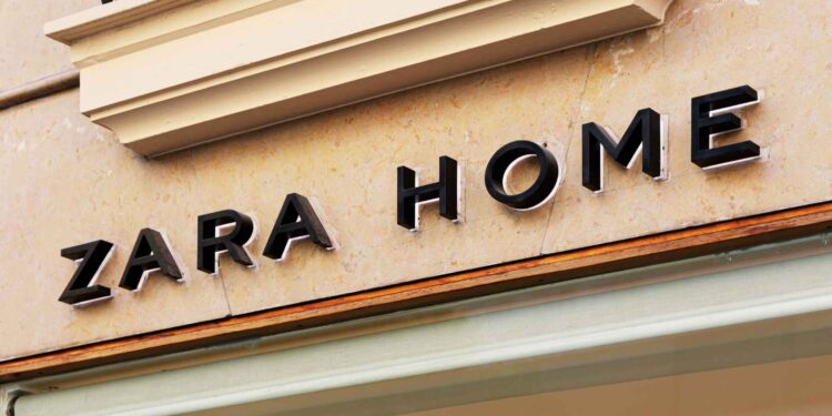 Zara Home mesita de noche