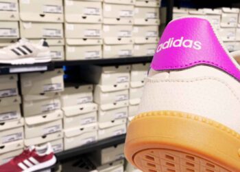 Adidas zapatilla Breaknet