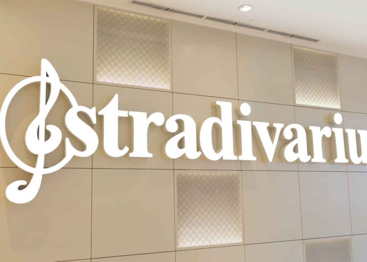 Stradivarius cazadora efecto pelo