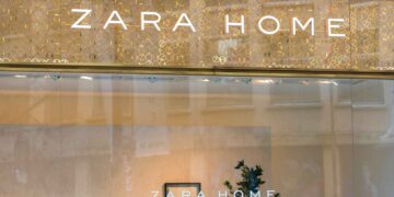 Zara Home mesita auxiliar ajedrez