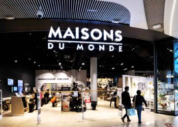 Maisons Du Monde mesita noche retro