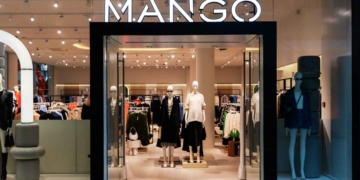 Mango tops hombros descubiertos