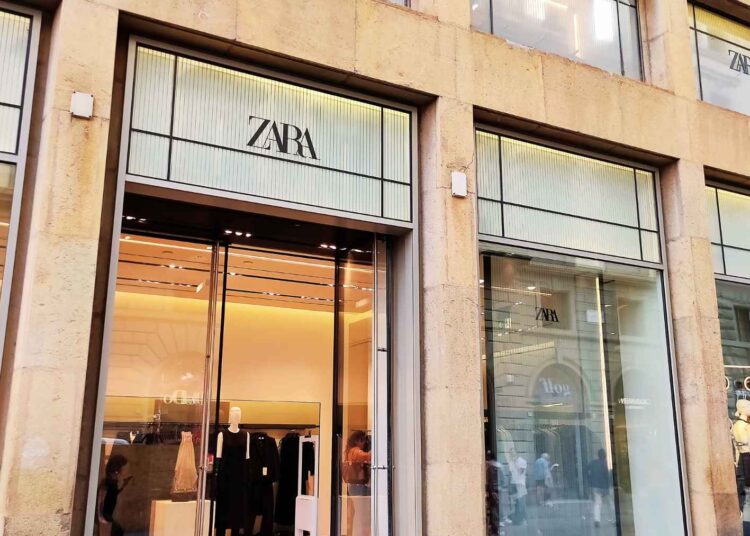 Zara abrigo borreguito