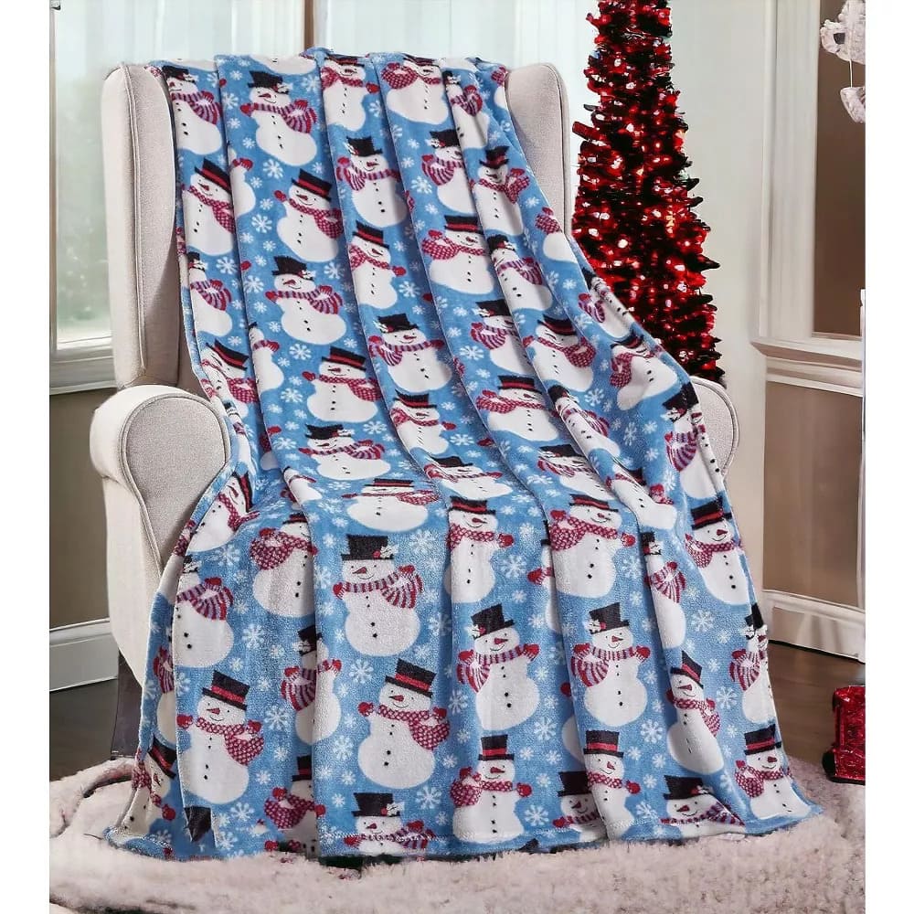 Kate Aurora Winter Blues Christmas Snowman Ultra Soft And Plush Throw Blanket de Target