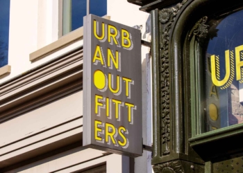 Urban Outfitters jerséis