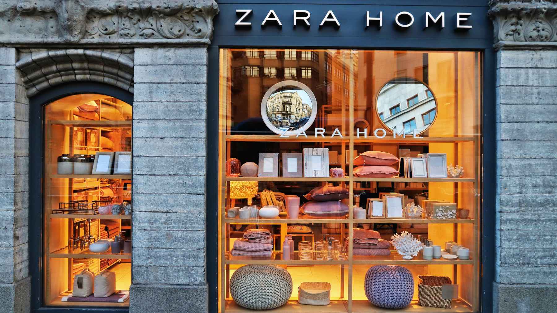 Zara Home lámpara mesa semi esfera