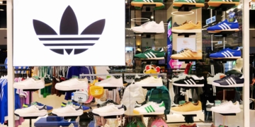 Adidas Zapatilla Response CL